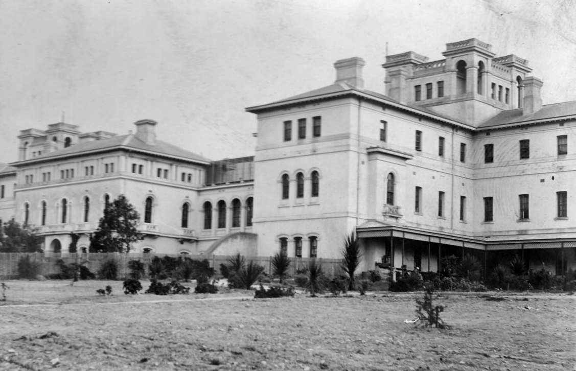 Ararat Lunatic Asylum 0 (0)