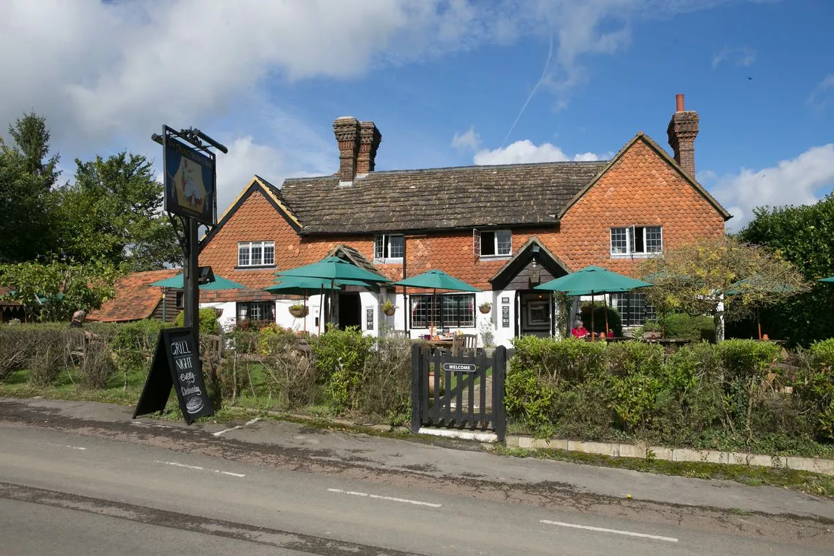 The Punchbowl Inn Okewood Hill 0 (0)
